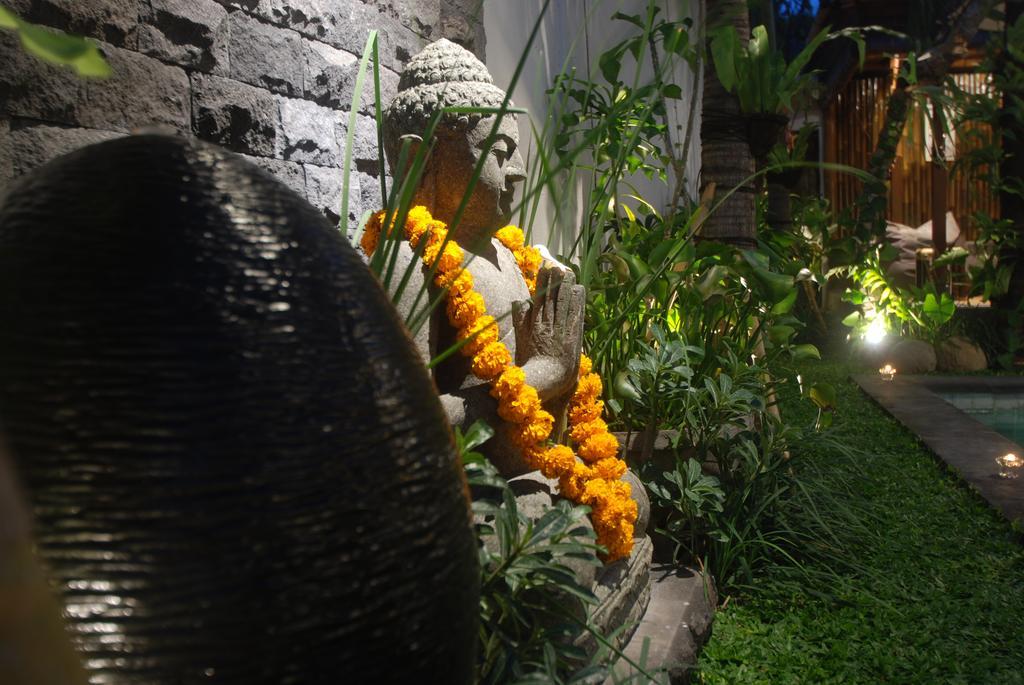 Villa In Central Seminyak *