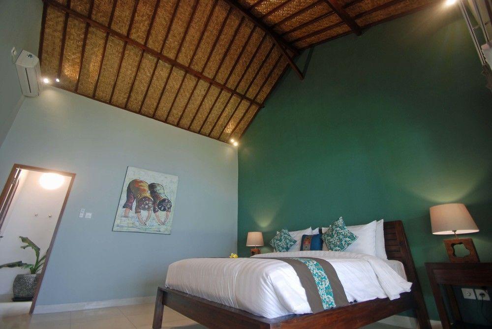 Villa Villa In Central Seminyak *