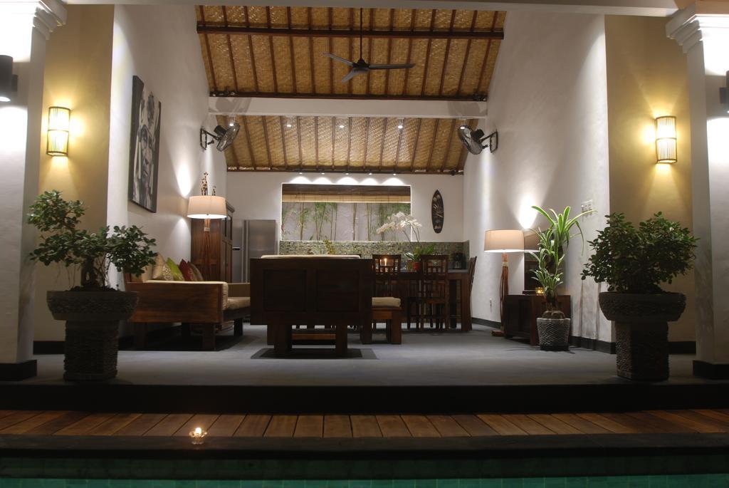 Villa In *