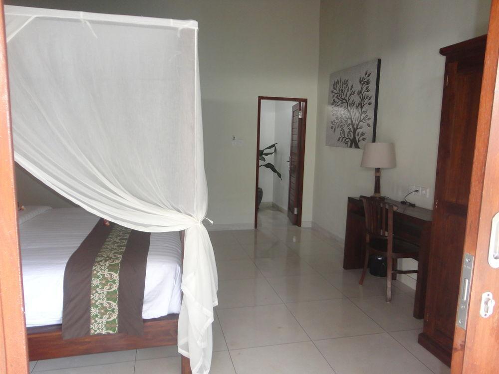 Villa In Seminyak (Bali)