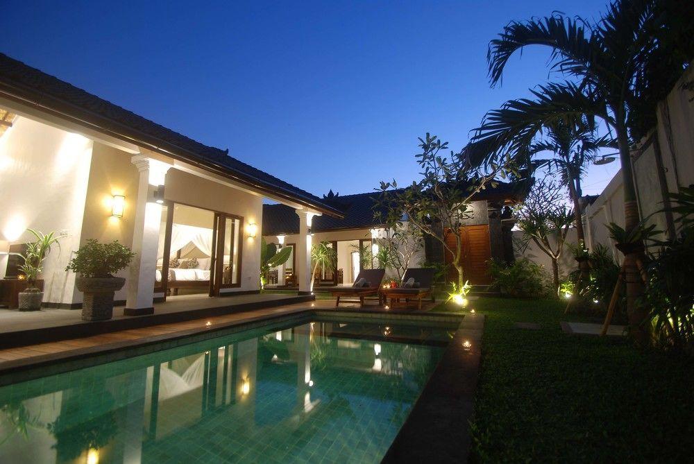 Villa In *