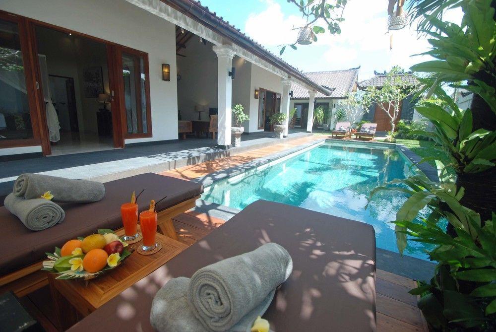 Villa In *