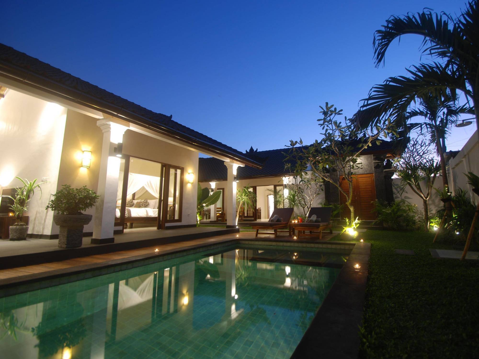 In Seminyak (Bali)